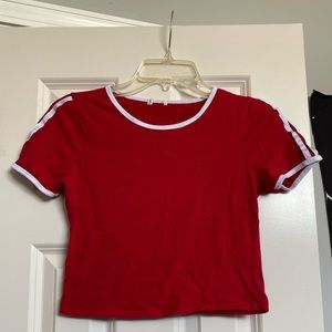 fitted red cropped tee